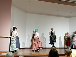 WhatsApp Image 2025-11-03 at 09.27.07 (2).jpg