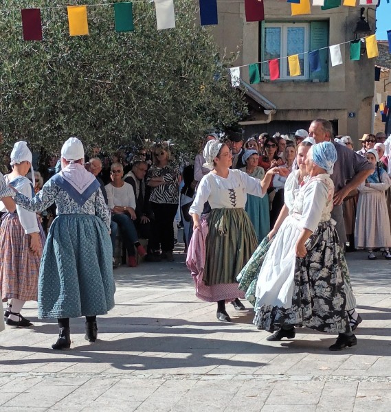 WhatsApp Image 2025-10-12 at 17.48.20 (4).jpg