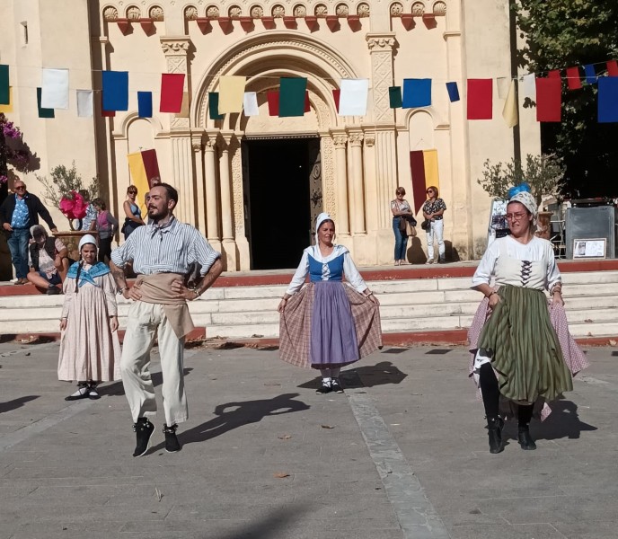 WhatsApp Image 2025-10-12 at 17.50.14.jpg