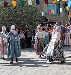 WhatsApp Image 2025-10-12 at 17.48.20 (4).jpg