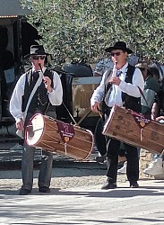 WhatsApp Image 2025-10-12 at 17.48.22 (1).jpg