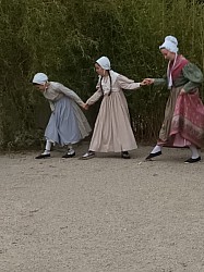 WhatsApp Image 2025-10-07 at 17.33.26 (1).jpg